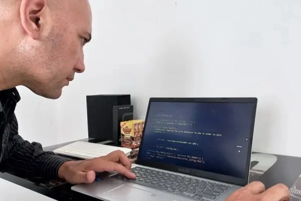 Diseño web usando PHP y JAVA